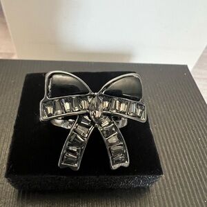 Paparazzi Black and Silver Bow Ring